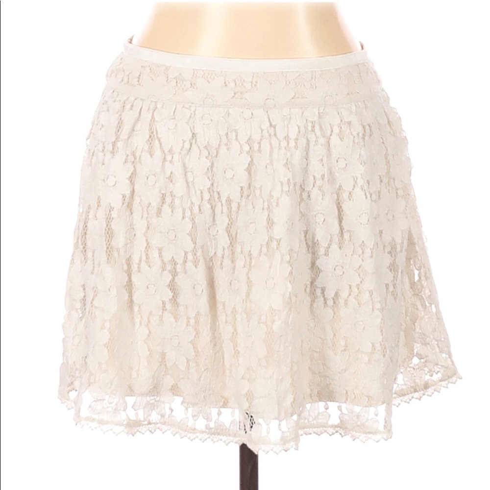 AE Outfitters Casual Skirt, Size 10, Ivory